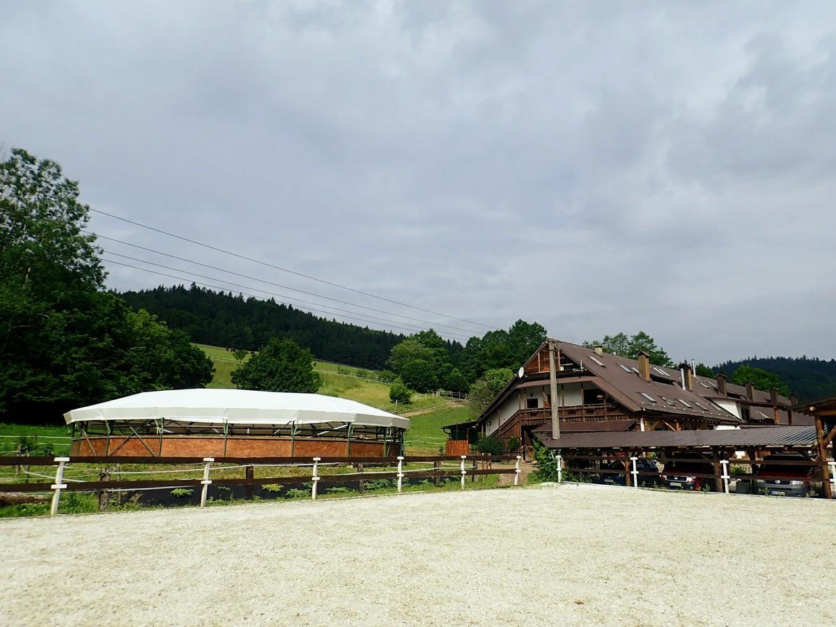 Žrebčín Mlynčok Slovenska Lupca Exterior foto